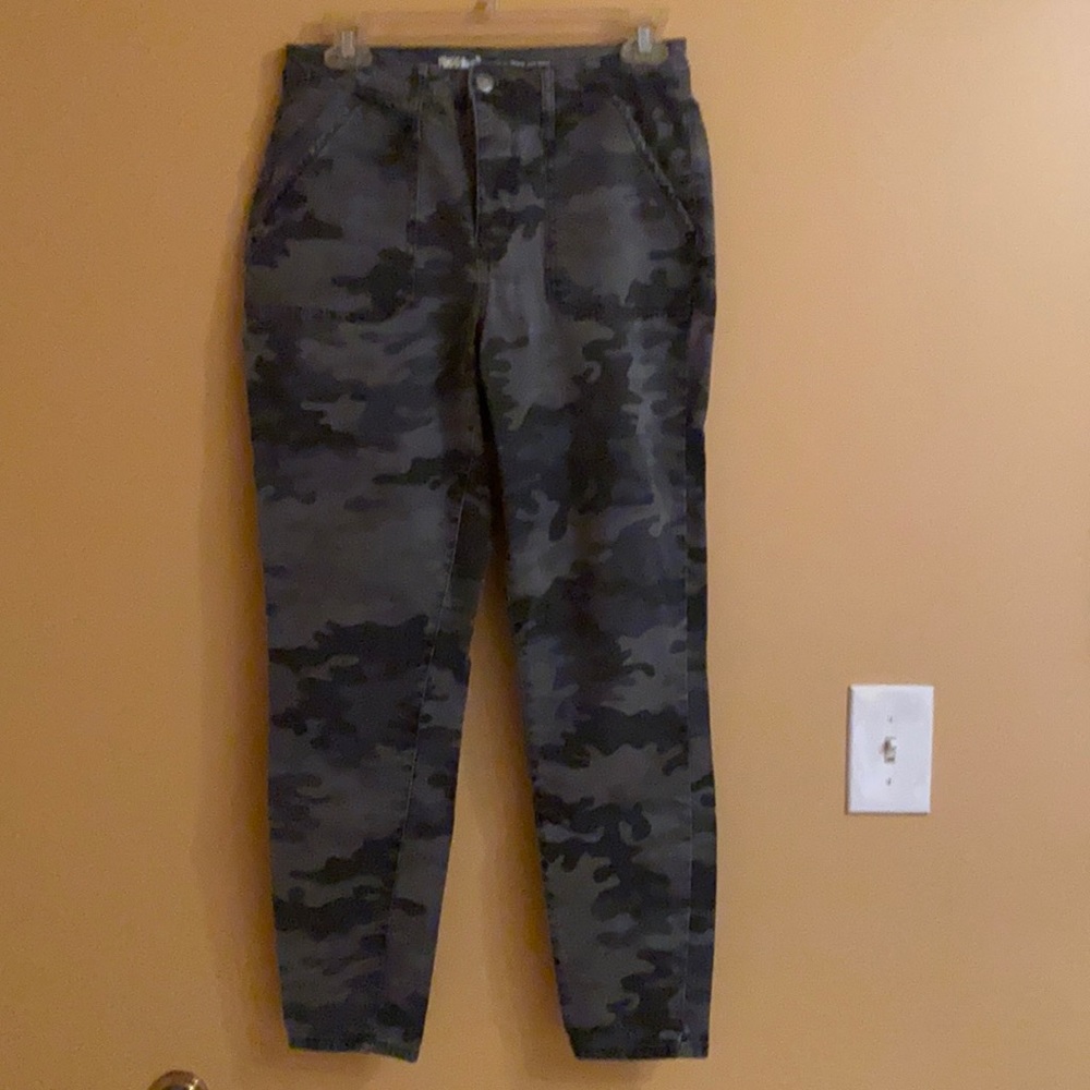 Army gray fatigue jeans.